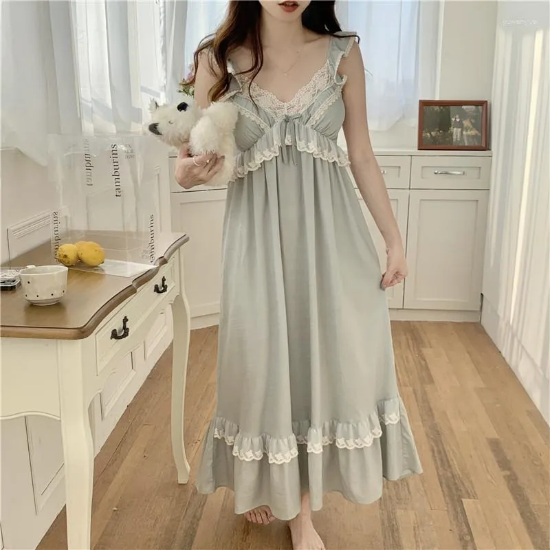 Vêtements de nuit pour femmes coréenne mignonne princesse dentelle chemise de nuit d'été bretelles spaghetti volants longue robe de nuit maison porter femmes chemise de nuit coton vert