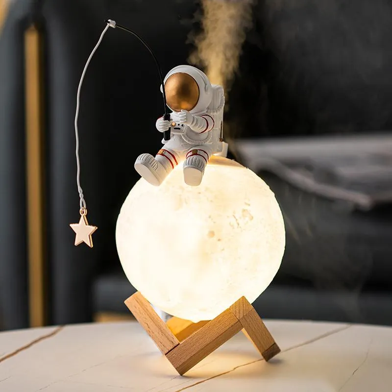 Humidificateurs Accessoires de décoration de la maison Astronaute moderne Lunar Humidificateur Ornements Kawaii Decor Christmas Decorations Cadeaux pour enfants
