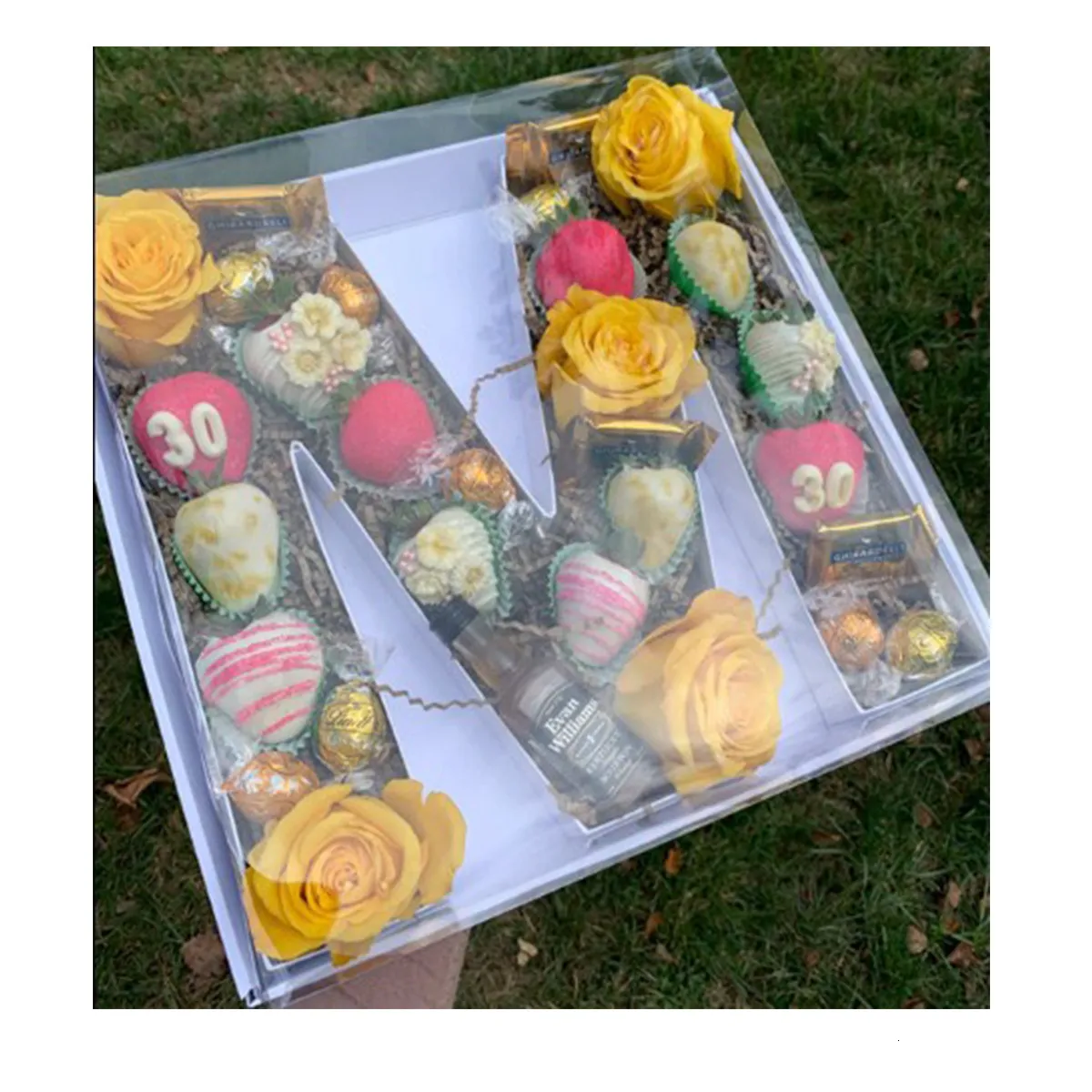 Embalagem de presente 30 cm 3D cartolina em forma de carta com tampa transparente para pastar flores bolo doce doce morango coberto com chocolate 230625