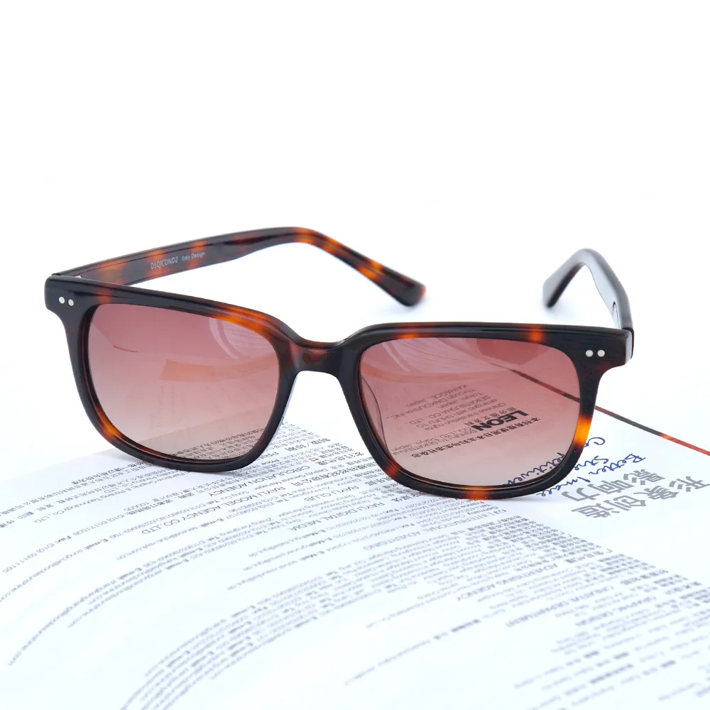 Lunettes de soleil pour hommes et femmes de créateurs de mode lunettes de style classique en plein air lunettes de sport rétro conduisant une variété de styles de lunettes de soleil avec un polariseur encadré
