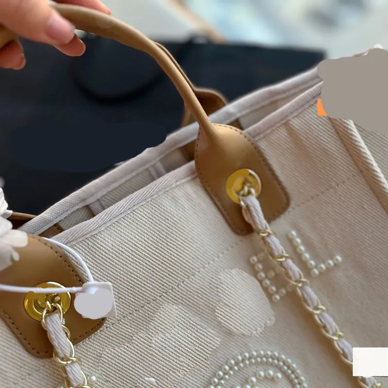 Große Kapazität Canvas-Strandtasche für Damen 2023 Vielseitige Pendler-Tragetaschen Mode-Schulter-Geldbörsen Designer-Damenhandtasche