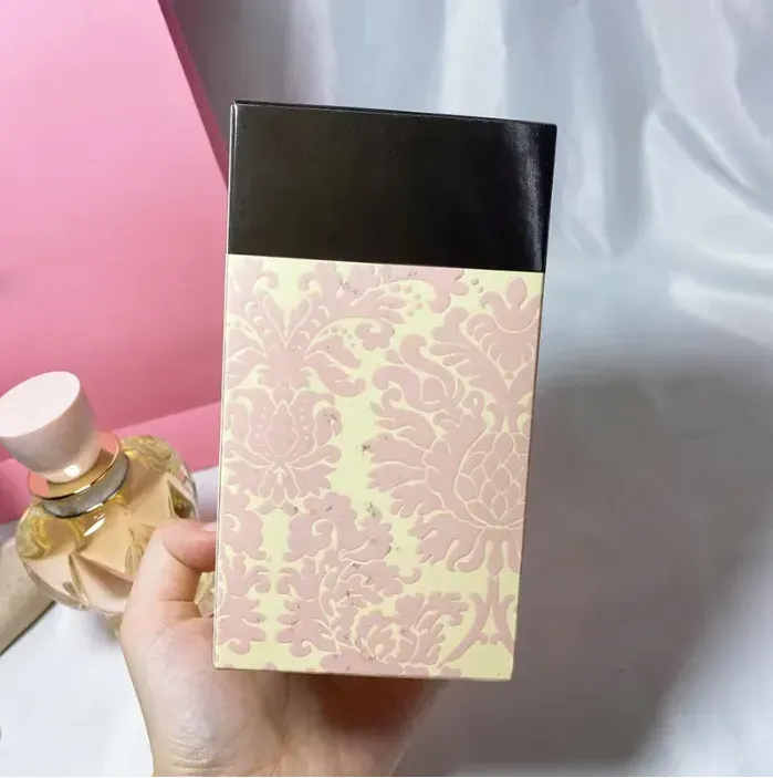 ピンクの香水 長方形ボトル 100ml ピンクの香水 長方形ボトル 100ml 耐久性と汎用性に優れた、グローバル