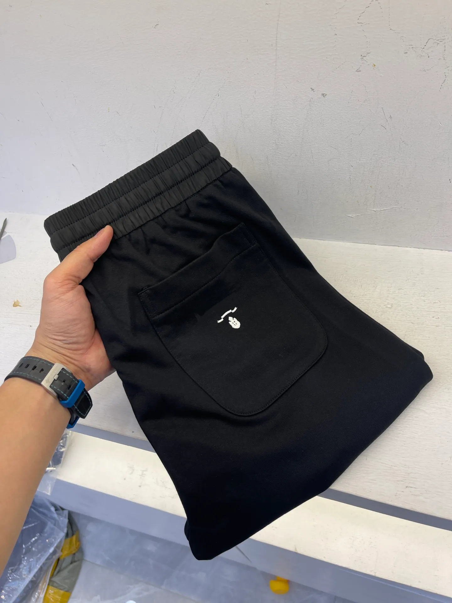 2023 Senaste designer Pants Fashion Breattable Material Brodered Design Luxury Baggy Men's Sports Casual Pants