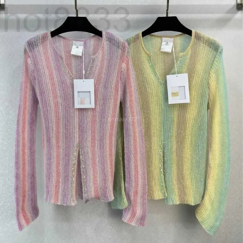 Kvinnors tröjor Designer Kvinnor stickor med brevpärlor Milan Runway Brand Multicolor Crop Top Shirt High End Elasticity Pullover Tröja CMBD CMBD