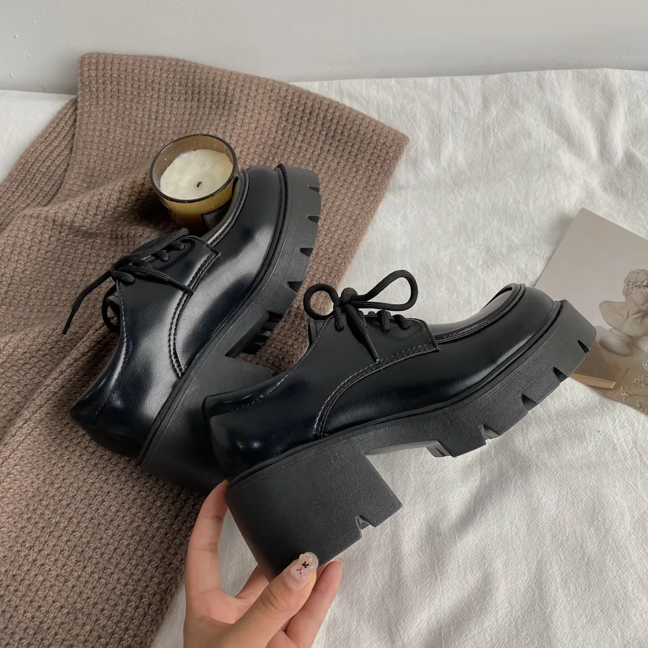 Zara Chunky Lug Sole Low Heel Shoes Size 10 Black Faux Leather | Low heel  shoes, Low heels, Shoes heels