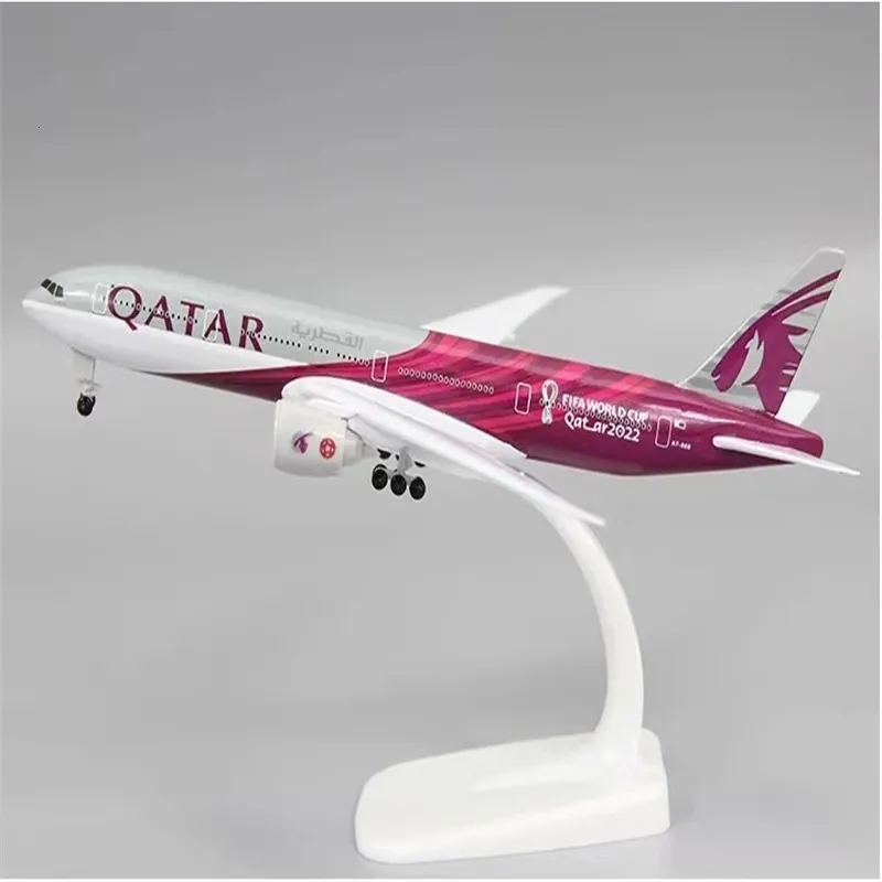 Dekorative Objekte, Figuren, Metalllegierung, AIR QATAR Airways Boeing 777 B777, Flugzeugmodell, Druckguss-Flugzeug mit Rädern, Fahrwerken, 20 cm, 230625