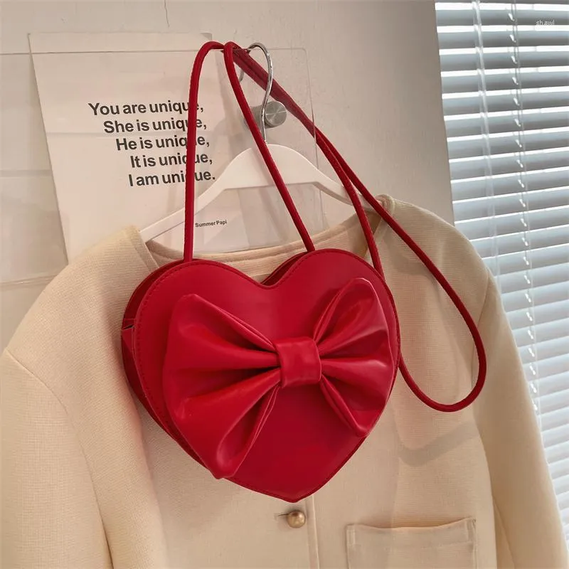 Evening Bags Heart Shaped Temperament Handbag Party Women's Bag Bow Knot Solid Color One Shoulder Messenger Lady Lipstick Makeup