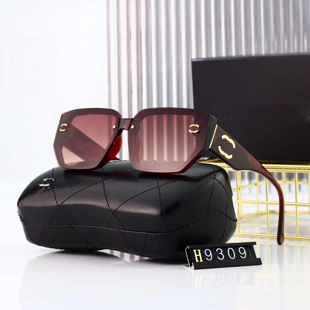 Fashion Sunglasses Set: Designer Style With Protective Case  display picture 1
