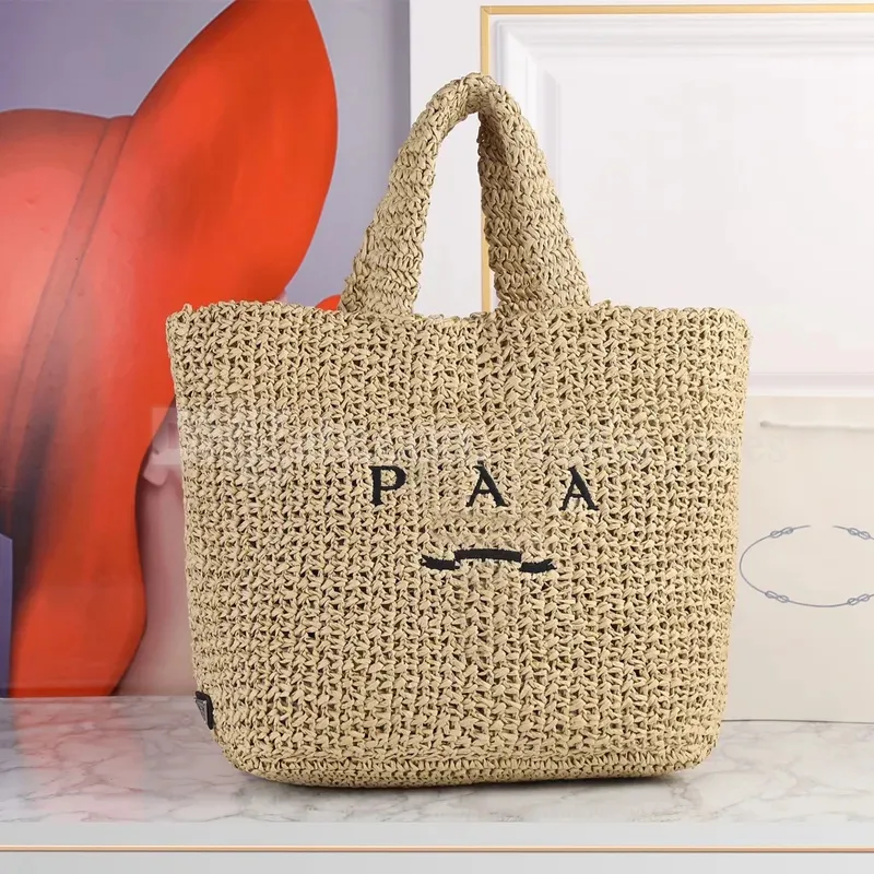 Designer Hollow Out Straw Tote Bags Summer Vacation Beach Bag Väska Korg Kvinnor Casual Rattan Wicker Woven Women Axel Handväskor