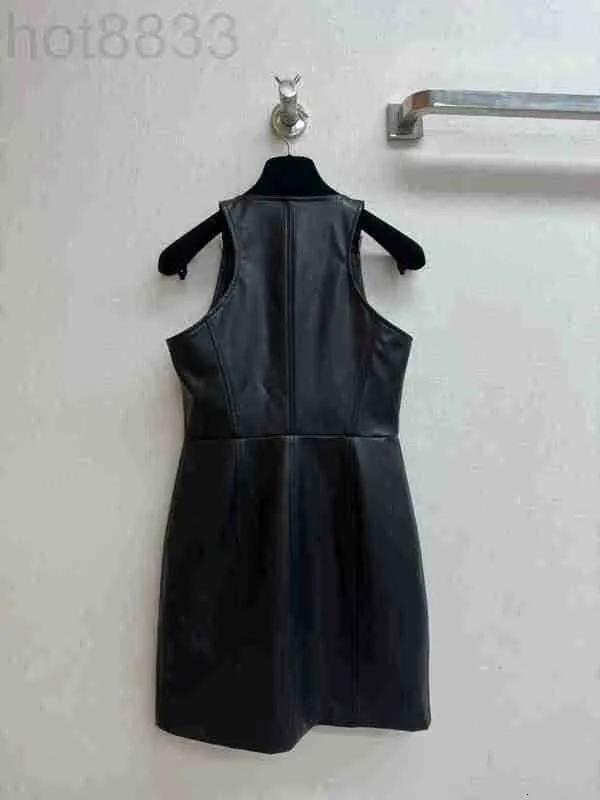 Robes décontractées basiques Designer 23 été nouveau Style Sexy doux Cool élégant mince réduisant l'âge ceinture en cuir robe fronde TTGB