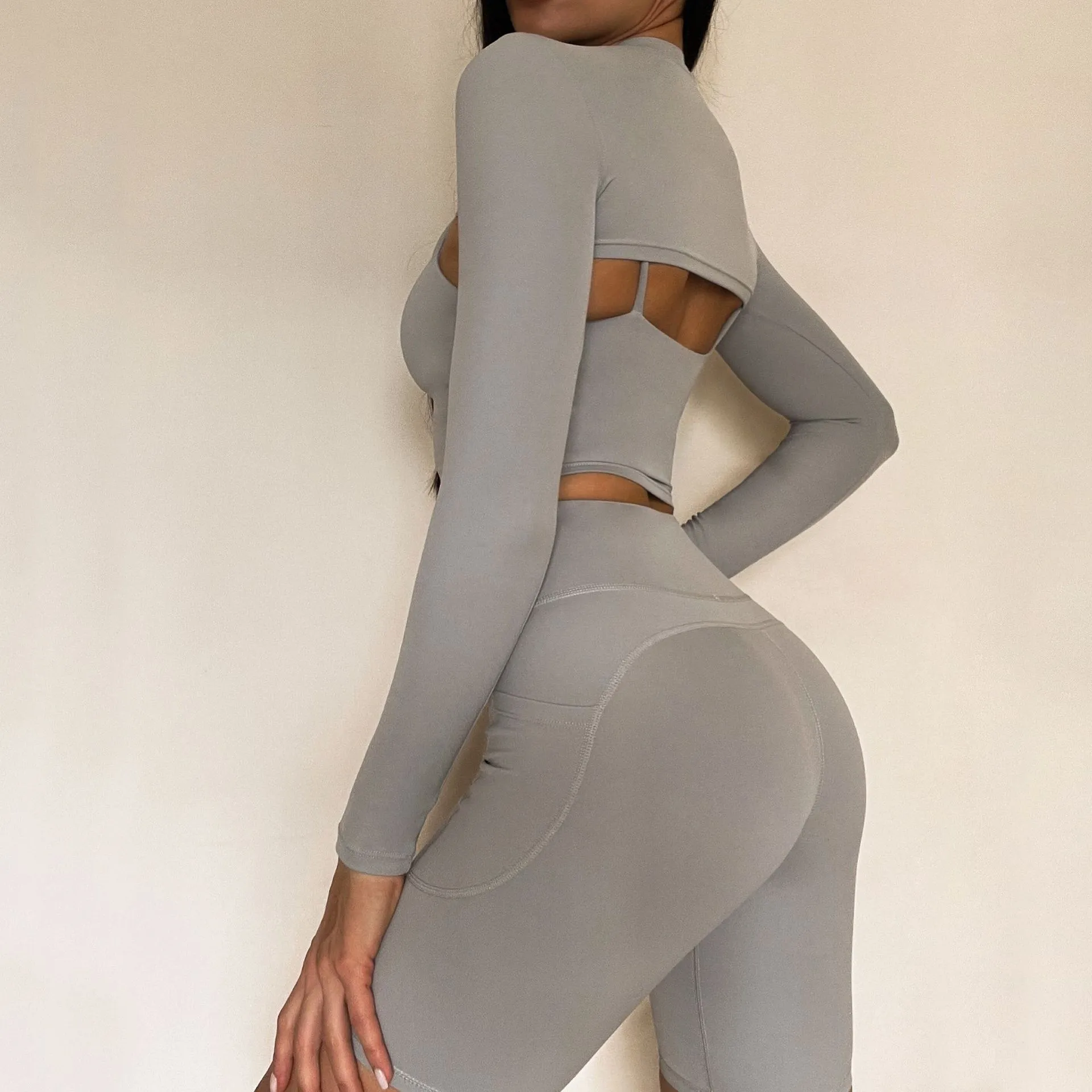 Cross Border Ins Style Yoga Womens Long Sleeve Gym Shirts Women And  Trousers Set With Beautiful Back Design Perfect For Sports And Workouts  From Dickssportingsneaker, $20.3