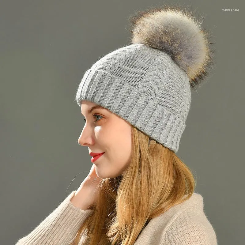 Boinas MAOMAOFUR Inverno Verdadeiro Pêlo De Guaxinim Chapéu Feminino Feminino De Lã Malha Boné Com Grande Fofo Pompom Gorro