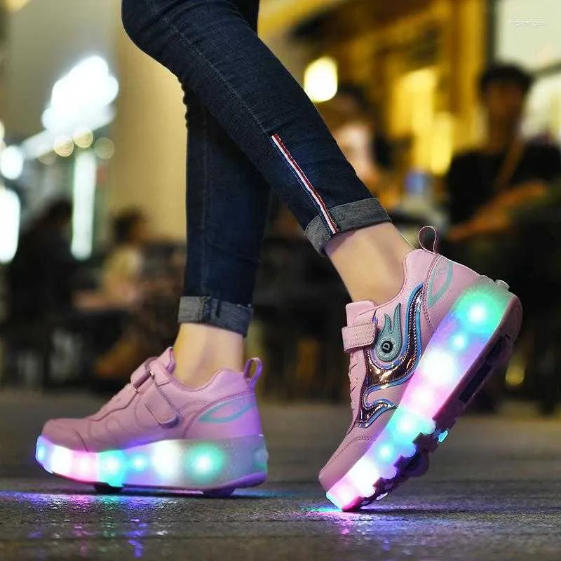 Chaussures LED lumiere Skateshoes Enfants Baskets Roller Usb Charge Noir  Double roue Garçons Filles Sneakers