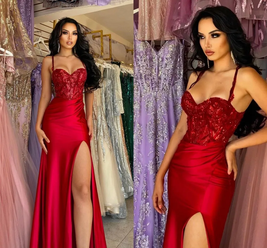 Sexy Rouge Plus La Taille Sirène Robes De Bal Pour Les Femmes Noires Plis Paillettes Drapées Haut Côté Split Dos Nu Tenue De Cérémonie Anniversaire Pageant Deuxième Réception Robes De Fête