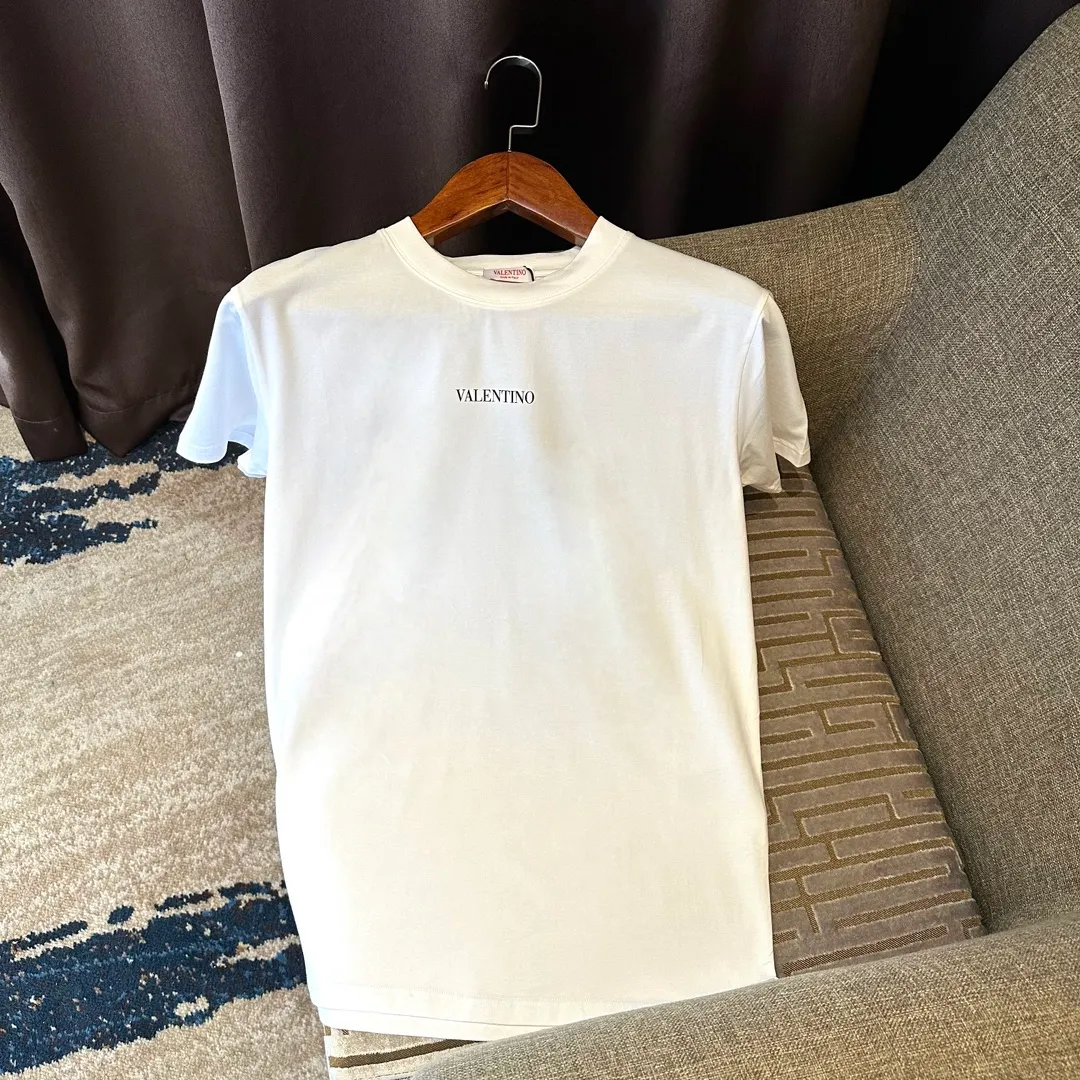 2023 FALL NEW ARRIVION MENS DESIGNER LUXURY LETTERプリントTシャツ〜USサイズTシャツ〜TOPSメンズ高品質のデザイナー半袖Tシャツ