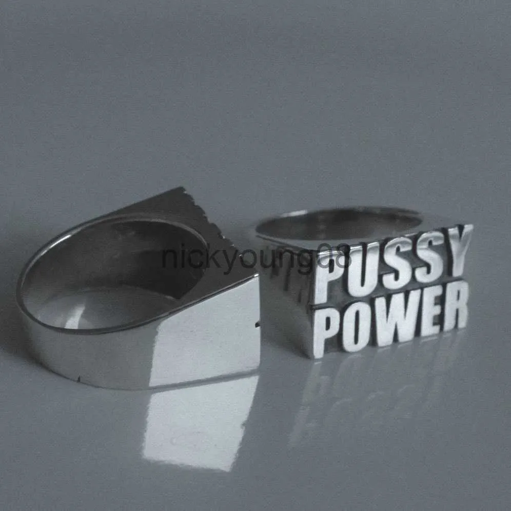 バンドリングパンクスタイルメンズリング刻印「PUSSY POWER」シルバーカラーファッションリングヒップホップジュエリー誕生日パーティー指アクセサリー x0625