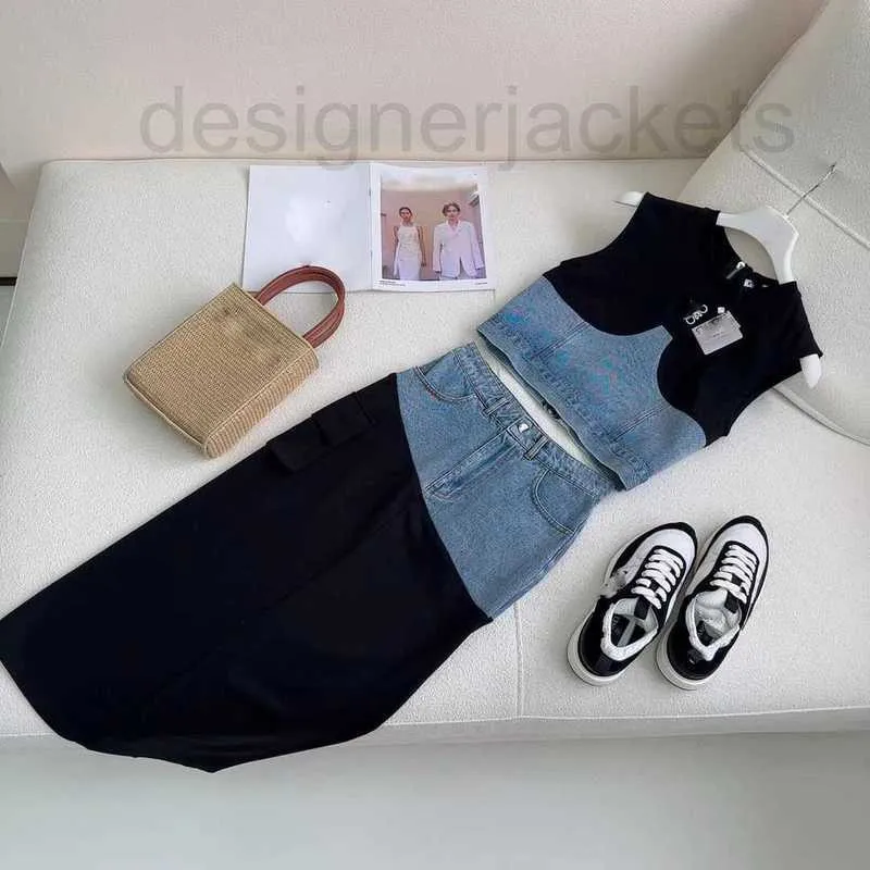 Zweiteiliges Kleid Designer 23 Sommer New Commuter Kurzes ärmelloses Top mit umwickelter Taille Hüfte Halbrock Panel Denim Set PSF8