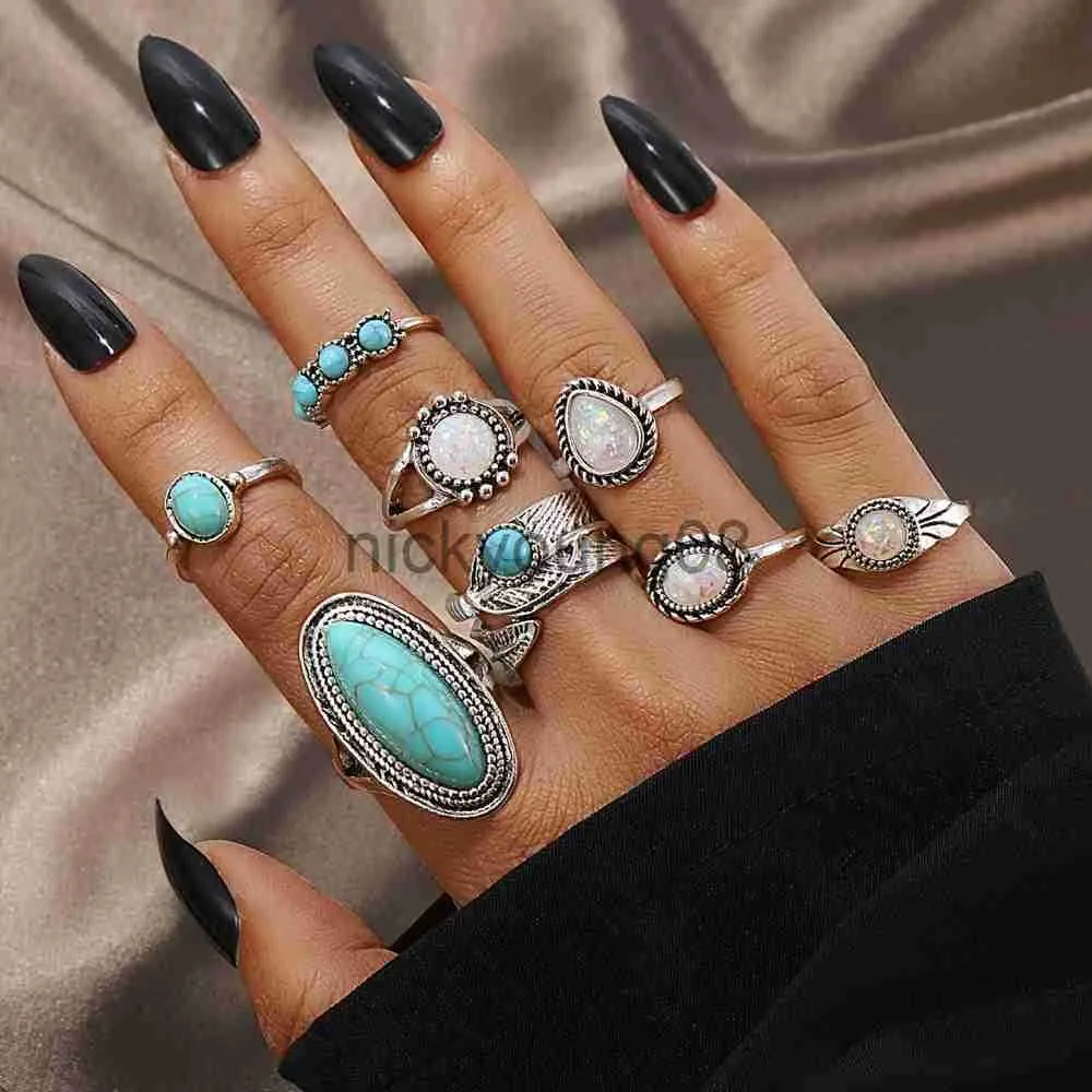 Band Rings IPARAM Vintage Silver Color Rings for Women Elliptical Imitation Turquoise Leaf Finger Ring Bohemian Fashion Jewelry Trendy Gift x0625
