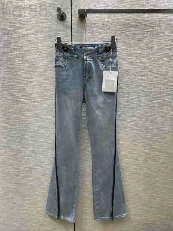 Frauen Jeans Designer Sommer Neue Stil Temperament Alter Reduziert Doppel C Liebe Metall Taille Kontrast Split Horn FUS6