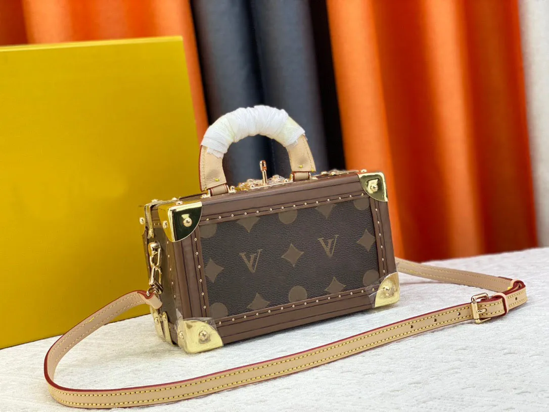 Vintage-Inspired Leather Box Purse: Premium Quality Flower Design Shoulder  Bag, Shop Now!