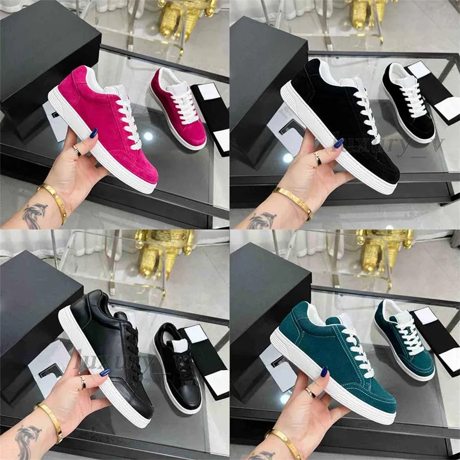 Designer femmes chaussures daim cuir de veau baskets peau de daim Panda chaussures décontractées respirant couleur unie formateurs 2023