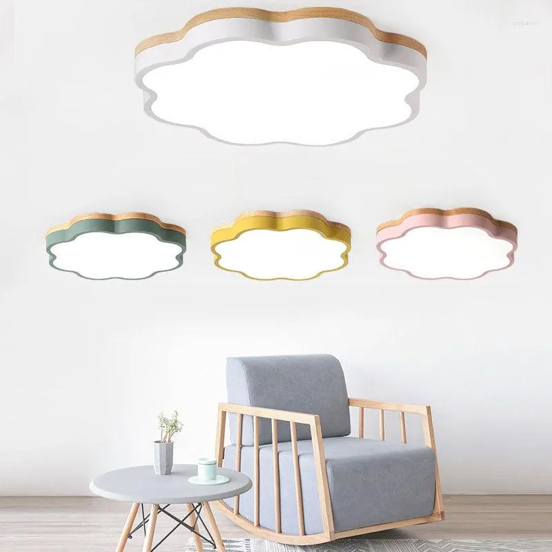 Lampes suspendues nordique Macaron en bois LED plafonnier fleur en forme de chambre étude créative maison dessin animé chambre d'enfants