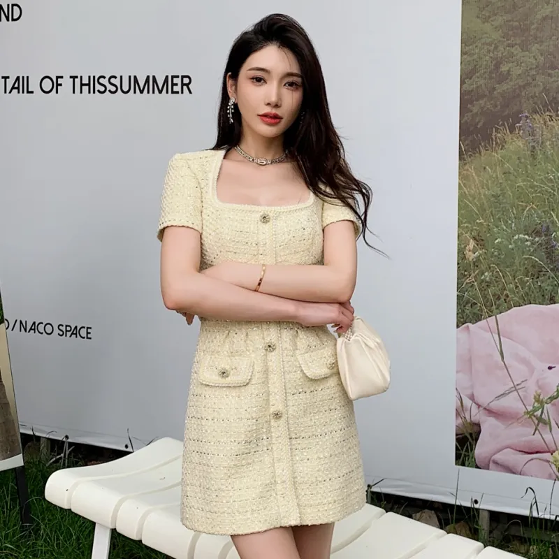 Yellow Short Sleeve Midi Dress with Belt, V-Neck, Empire Waist, Cap Sleeve, A-Line Silhouette, Knee-Length Paisley Pattern from Dhgate Basic & Casual Dresses - price 93.16 Yellow Short Sleeve Midi Dress with Belt, V-Neck, Empire Waist, Cap Sleeve, A-Line Silhouette, Knee-Length Paisley Pattern from Dhgate Basic & Casual Dresses - price 93.16