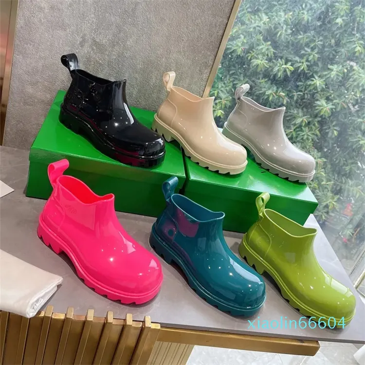 Rainboots ماء أحذية قصيرة سميكة أسفل أزياء هلام الخريف