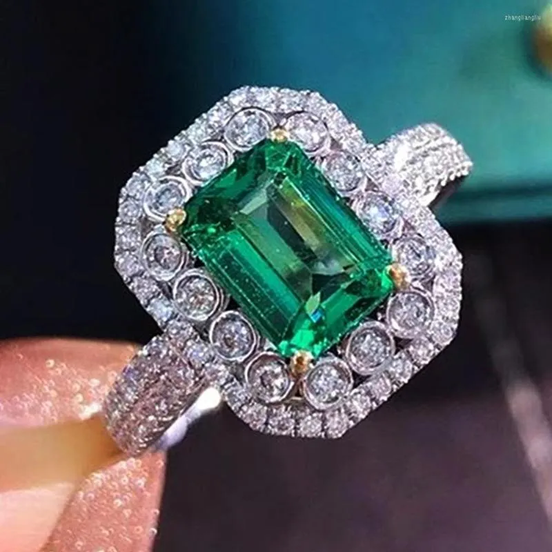 Cluster Rings 2023 Jewelry Bling Green Cubic Zirconia Women's Ring Luxury Wedding Engagement Party Lady Anniversary Gift