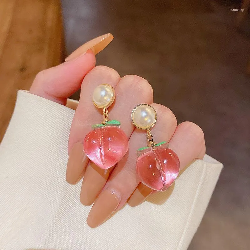 Orecchini pendenti con perle rosa pesca 2023 Gioielli da ragazza di design in resina estiva carina e fresca da donna di tendenza