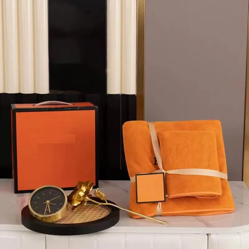 Модный набор банных полотенец Coral Velvet Дизайнерское полотенце Письмо Полотенца для лица Роскошные впитывающие мужские и женские полотенца для мытья посуды