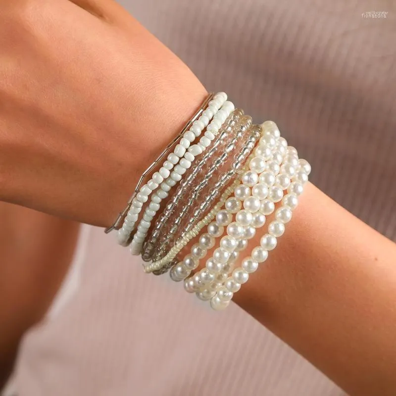 Braccialetto di perle moda filo Braccialetti da donna elastici Braccialetti con perline multistrato Imitazione regalo di nozze