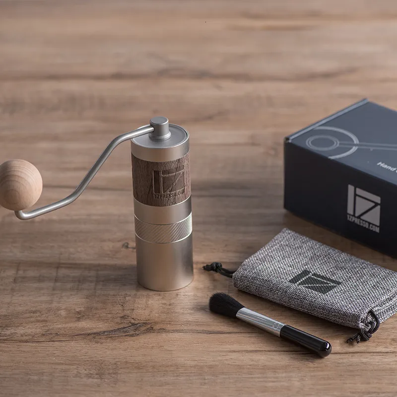 Manual Coffee Grinders 1Zpresso Q2S MINI Manual Coffee Grinder Portable  Coffee Mill 7 Core Burr Easy Disassembly For Cleaning 420stainless Steel  Burr 230627 From 199,82 € | DHgate