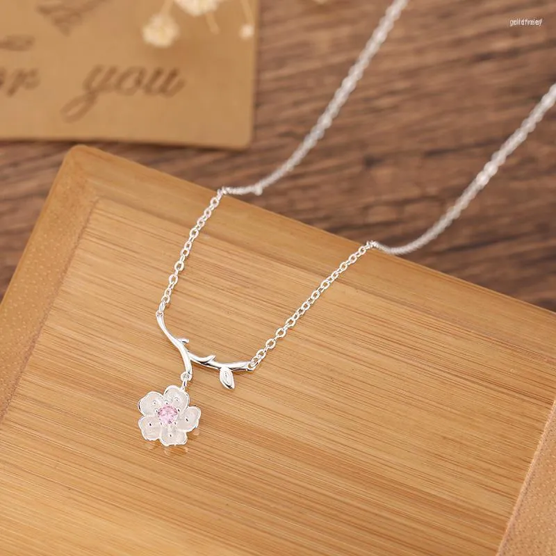 Halsband Süße Silber Farbe Kirschblüten Blume Halsketten Für Frauen Dame Schmuck Lange Halskette Weihnachtsgeschenk