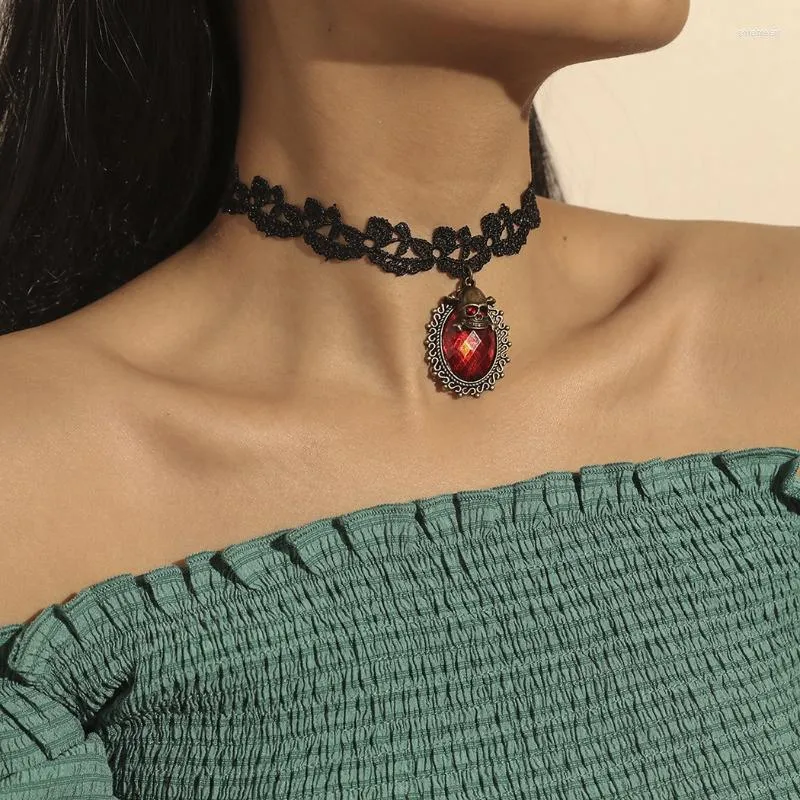 Choker Girocolli Ciondolo in pizzo Collana di scheletro decorativo vintage Gotico retrò per donne Ragazze CosplayChokers Gord22