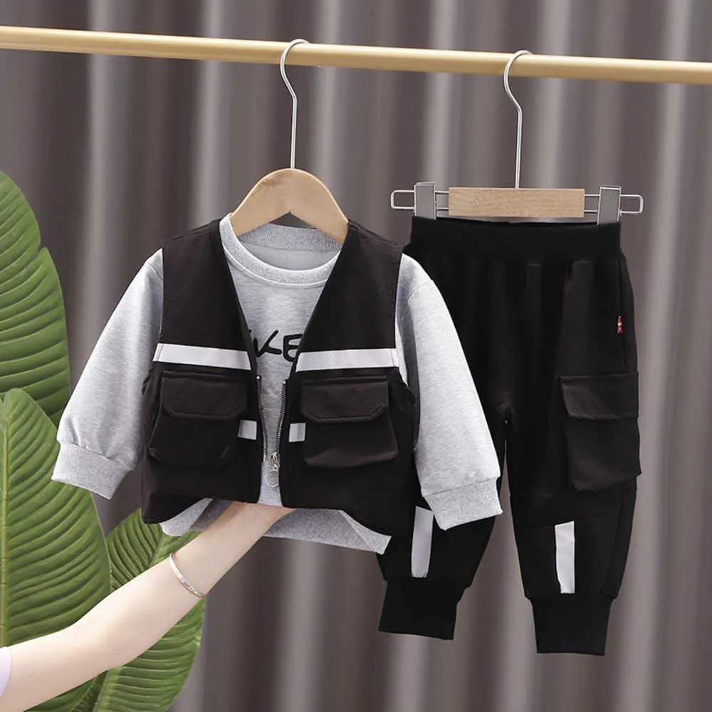 and Autumn Children's Sports Boy's Fashionable Spring Clothes 1-2-3 Years Old 4 Tidy Vest Three Piece Set kids clothing boys sets 2023