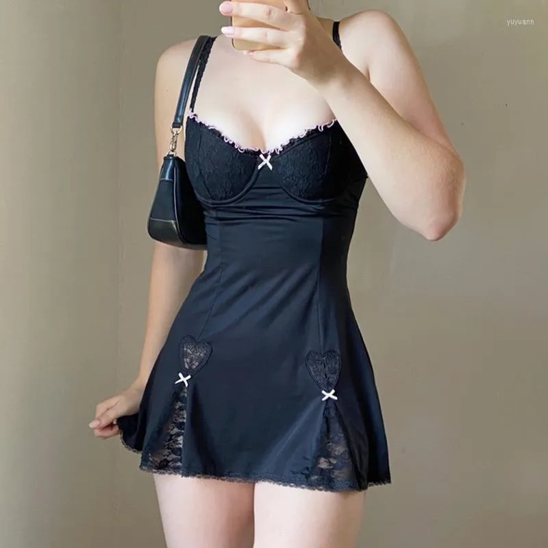 Sukienki swobodne Bodycon Micro Mini Pasek Czarna sukienka z koronkowym łukiem 2023 Summer Elegancka seksowna koreańska odzież Y2K Jednoczęściowy Lolita Kawaii