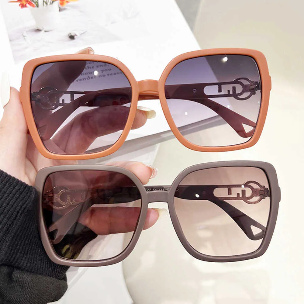 Women's 2023 New High-end Uv Resistant and Strong Sunlight designer Sunglasses brands Square Large Frame Fashionable