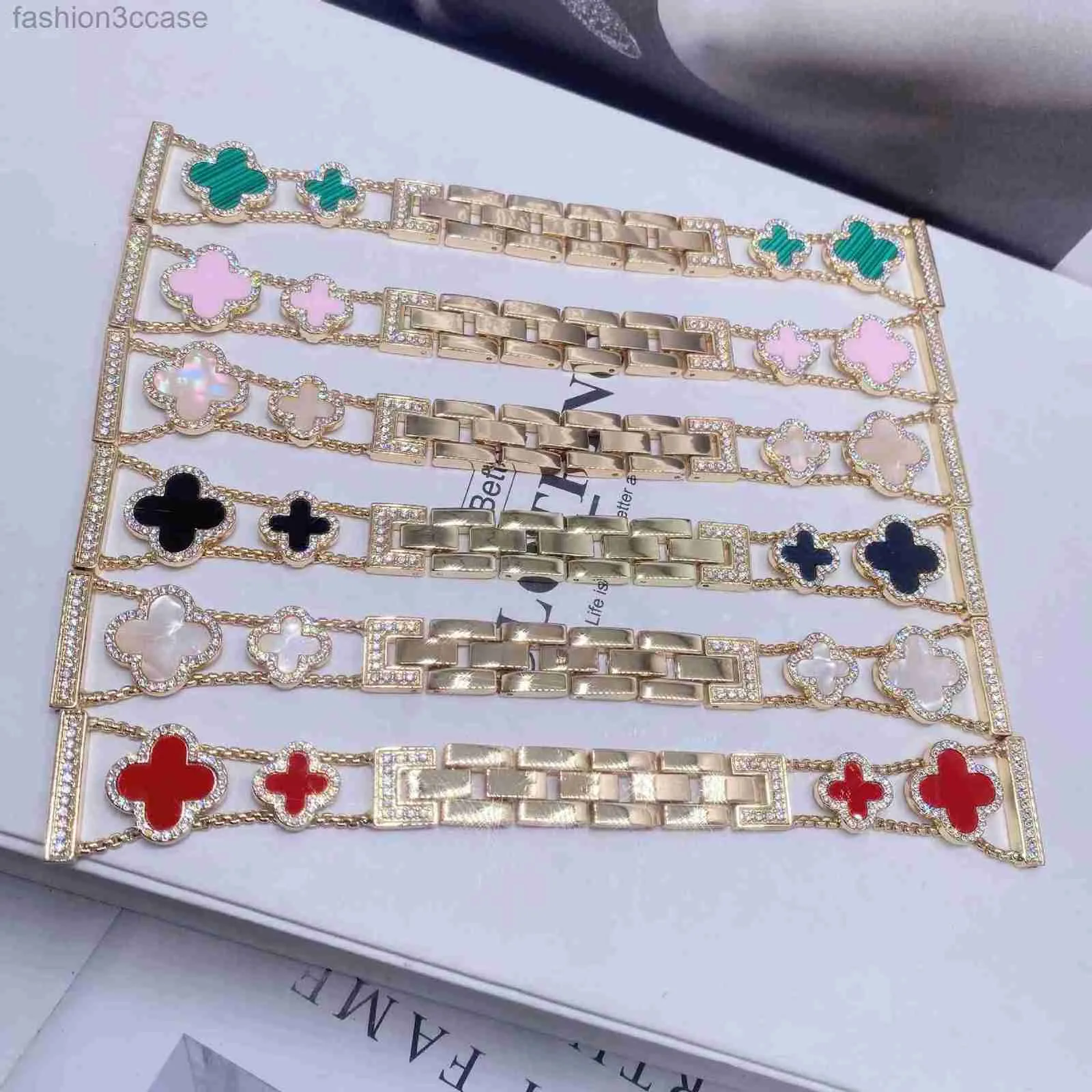 Fashion Designer Set Diamond For Apple Watch Bands Straps 38/40/41mm 42/44/45mm Four-leaf Clover metal strap 7 6 5 4 3 2 1 SE