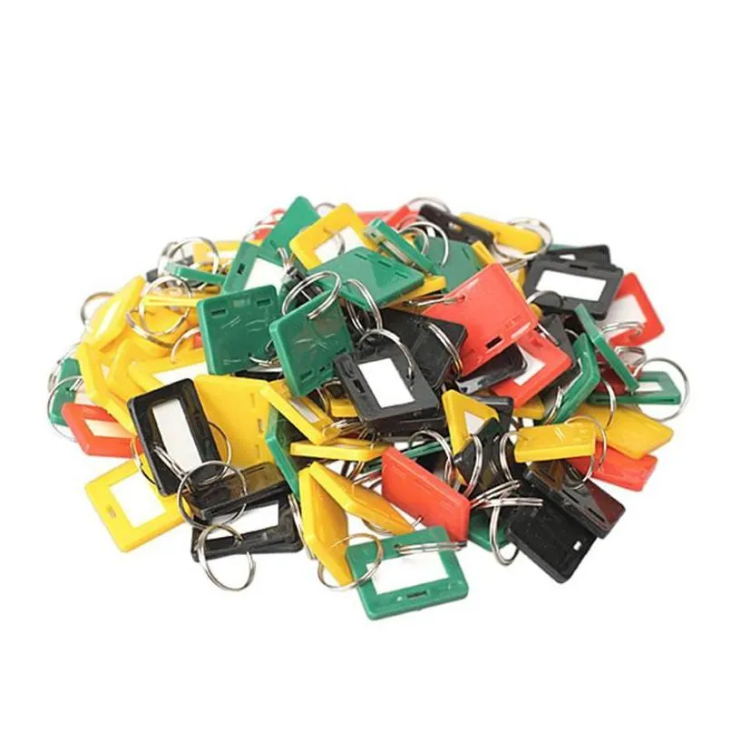 Nyckelringar Lanyards Ny ankomstplast Män nyckelring Lage Key Taggar Mix Style ID Etikett Namn Colorf Split Ring Drop Delivery Fashion Dhigj