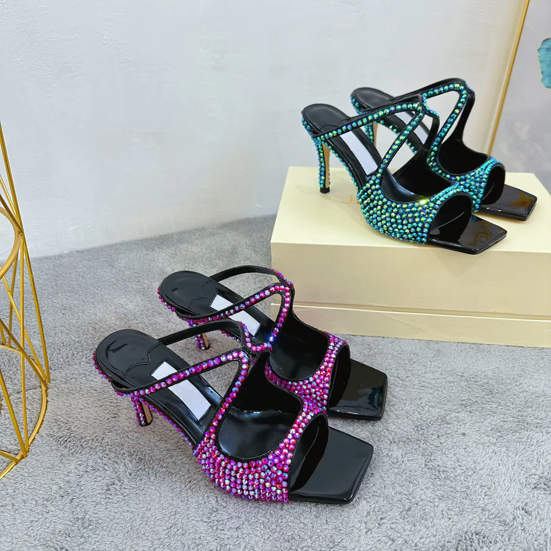 2023 Luxury Designer Kvinnor Sandaler LACE UP Flash Diamond High Heel Sandals Summer Fashion Casual Sandals