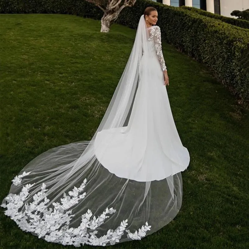 Elegant Cathedral Wedding Veil - 3 Meter Bridal Veil with  display picture 3
