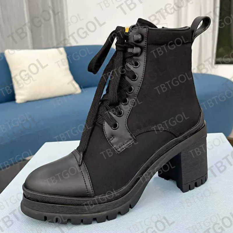 Botas de tobillo de diseñador para mujer, botines de mujer, moda Otoño Invierno, tacón alto, plataforma corta, botines de cuero de alta calidad NO43