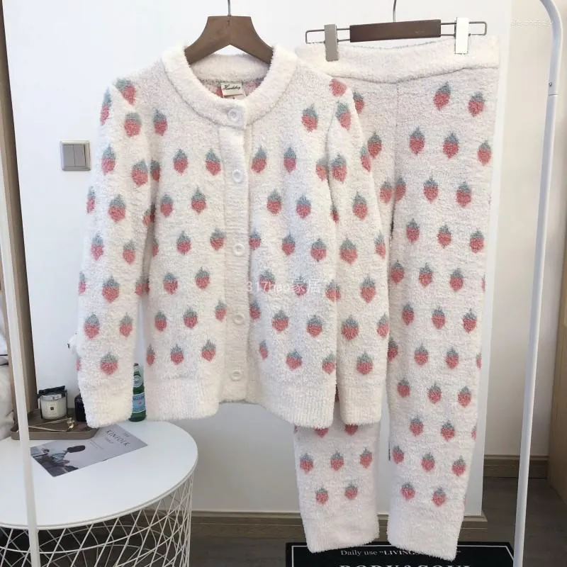 Roupa de dormir feminina estilo japonês GP inverno suéter grosso pijama morango pulôver cardigã roupa de descanso