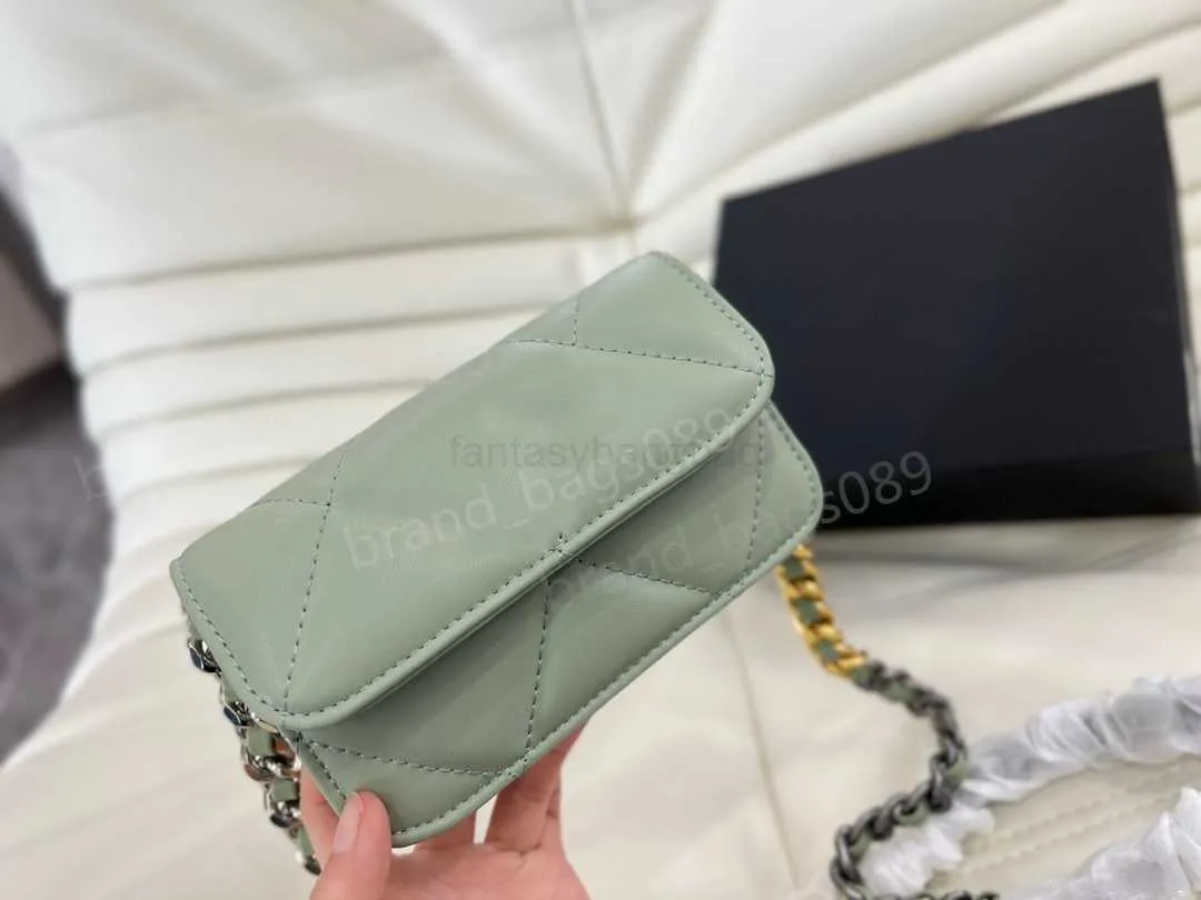 Change top purses wholesale