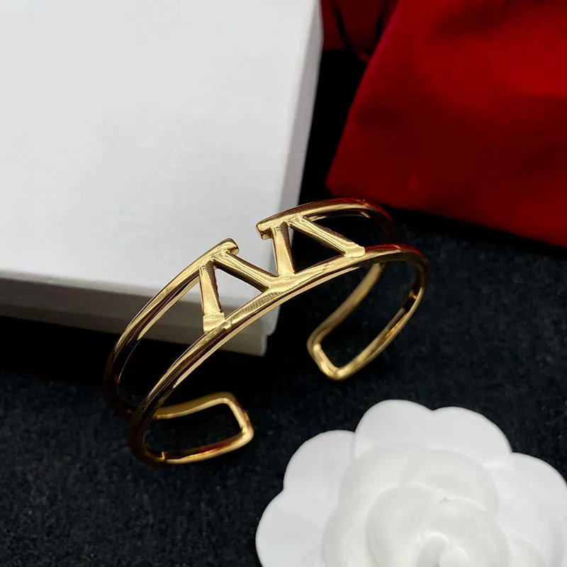 Womens Wedding Armbanden Luxe Designer Gouden Sieraden Mens Classic Bangle V Love Bracelet Zilveren Charm Armbanden Chain Manchet Armband 236293C