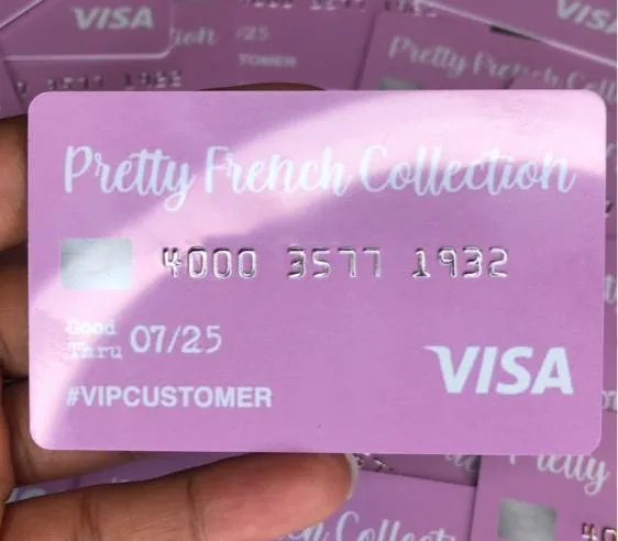 Kort anpassar dina VIP -kort Medlemskapskort Presentkort Utskrifter Anpassade kreditföretag med Embons Numbers