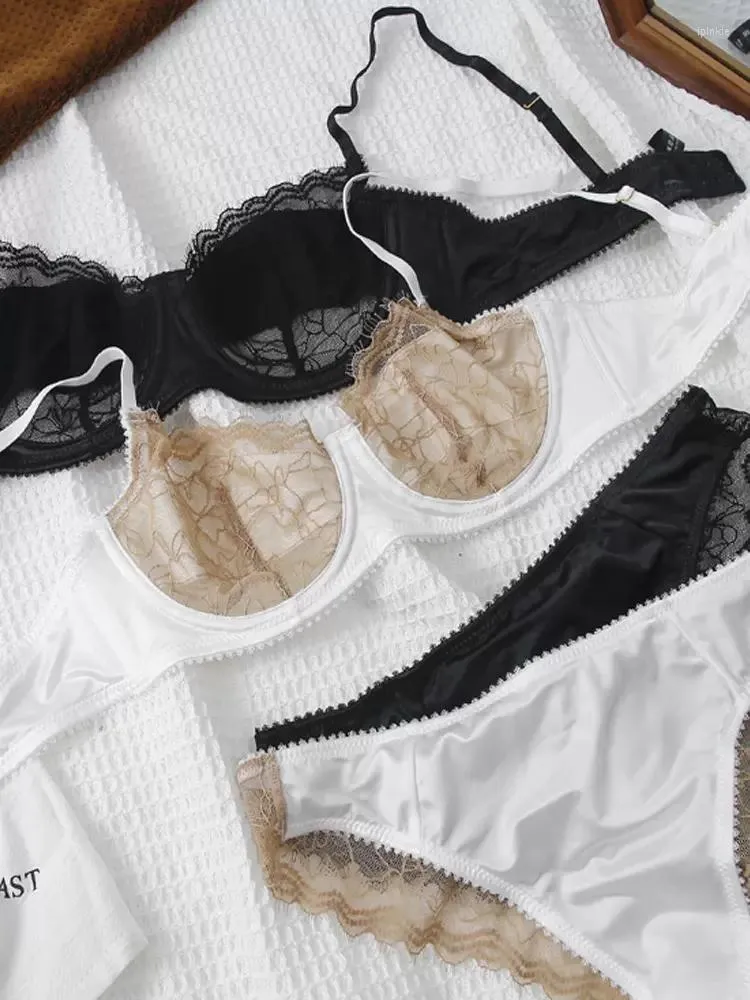 Bras Sets Underwear Thin Lace Sexy Big Breasts Show Small Anti