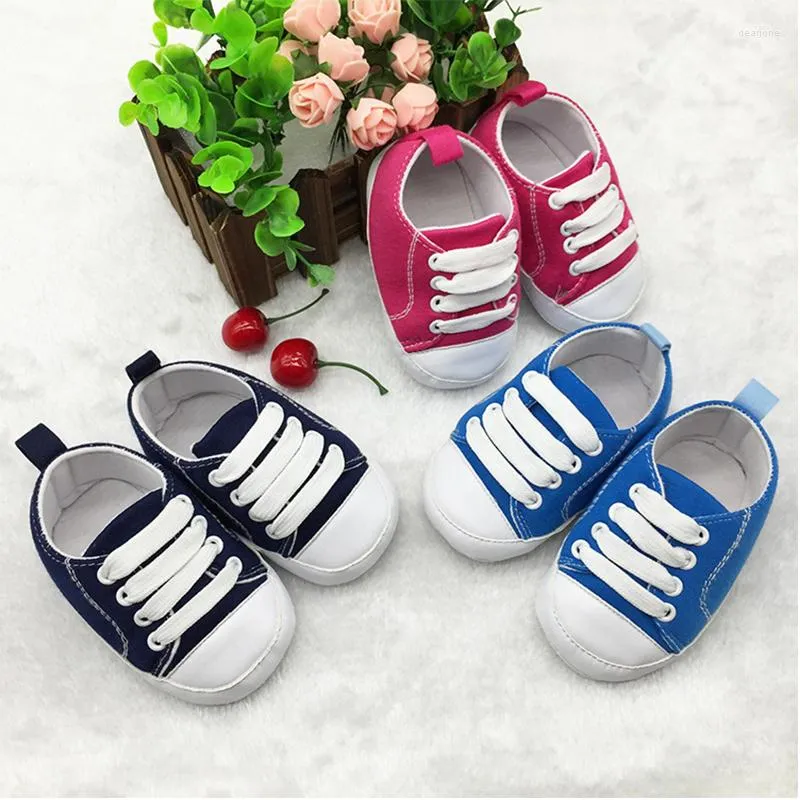 Chaussures de sport solide toile berceau doux confortable pour bébé mignon Mini Zapatillas Deportivas 30ST27