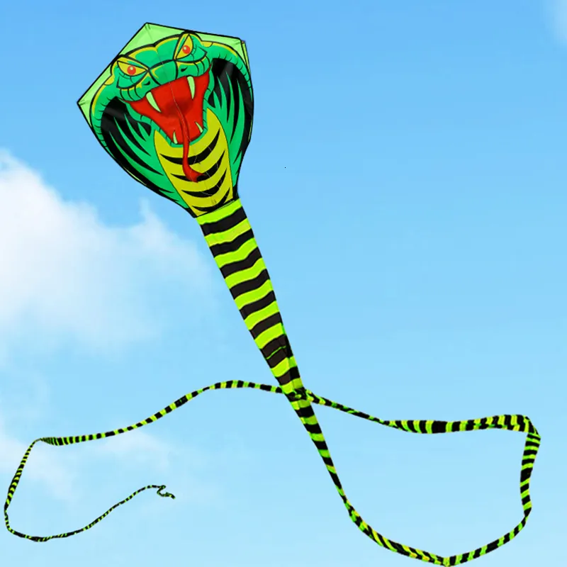 Drake tillbehör stor orm drake cobra drake med handtag linje utomhusleksaker för vuxen fågel örn drake djur weifang drake fabrik 230628